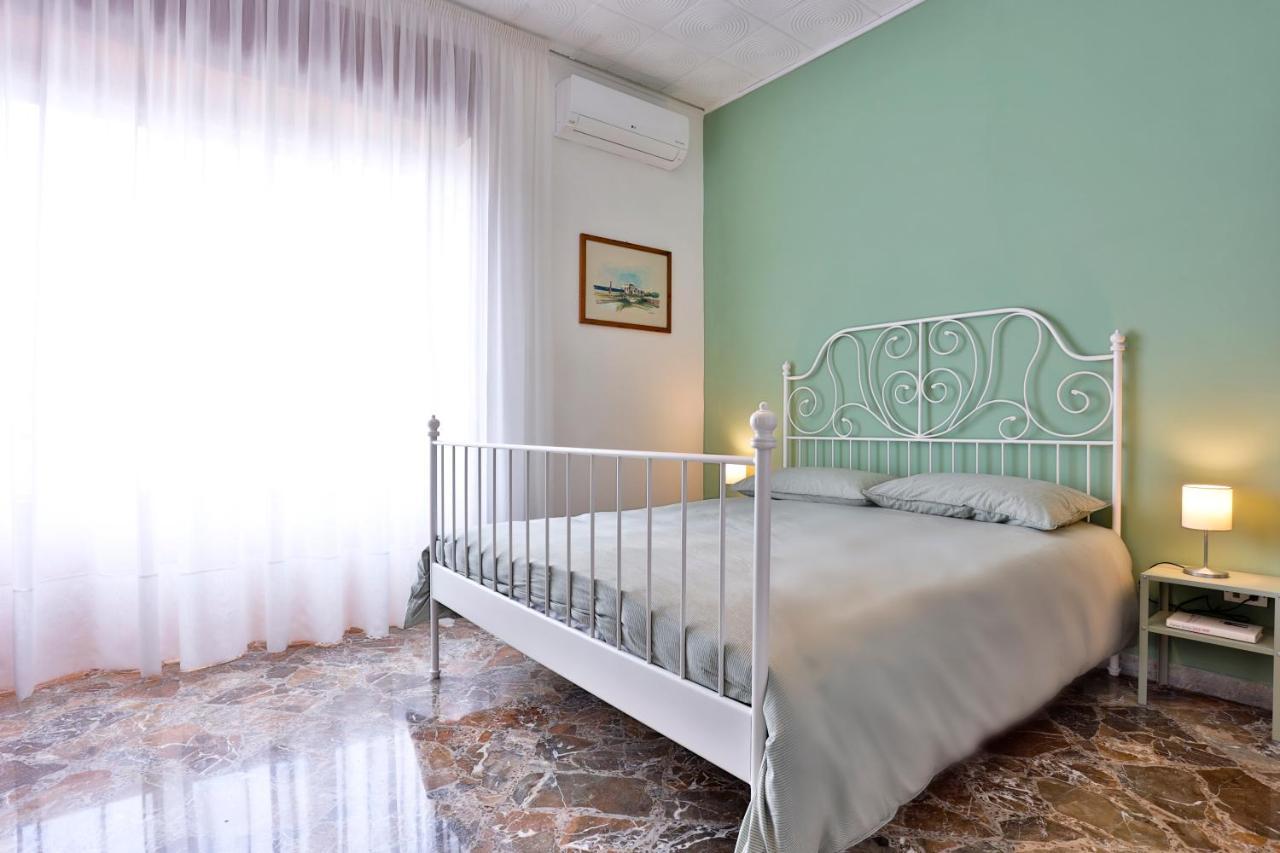Salerno Irno Bright Apartment מראה חיצוני תמונה
